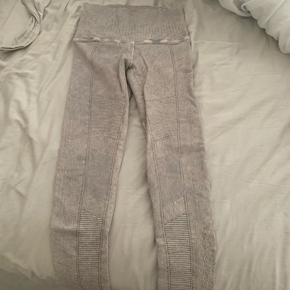 Grey avocado leggings - Picture 3 of 3